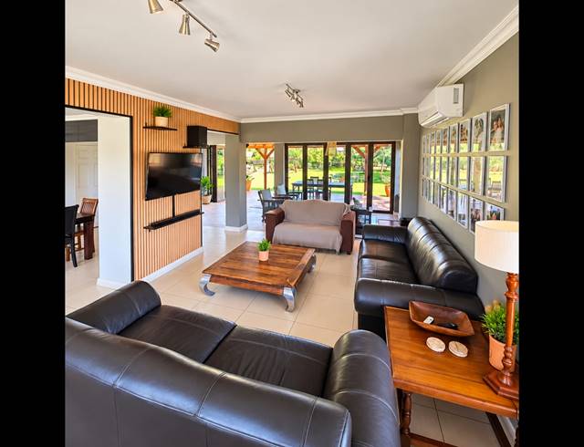 4 BEDROOM HOUSE FOR SALE IN CLIFTON HILL ESTATE